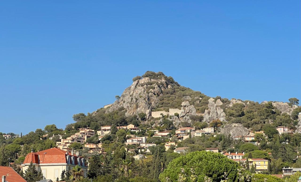 Appartement - Loft Le Cosy Hyeres Bagian luar foto
